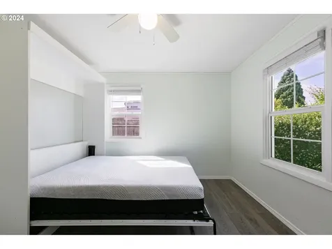 3045 Bell Avenue Eugene OR 97402