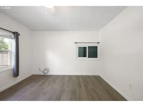 3045 Bell Avenue Eugene OR 97402