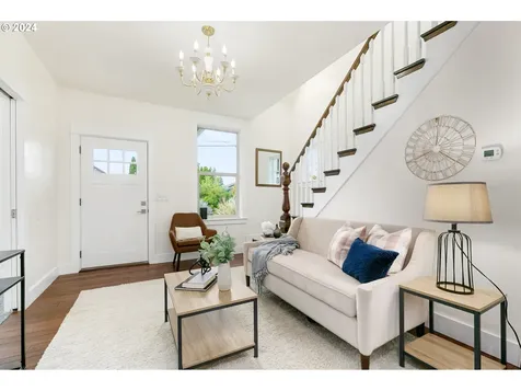 446 Nw Forest Street Hillsboro OR 97124