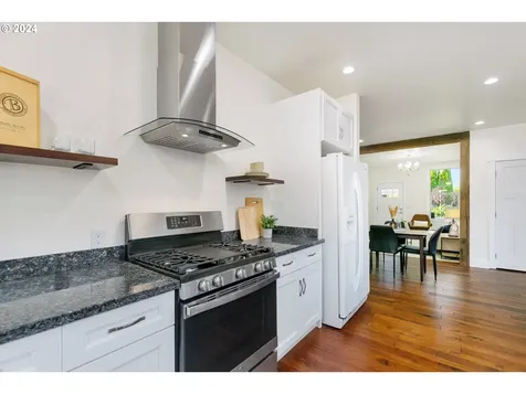 446 Nw Forest Street Hillsboro OR 97124