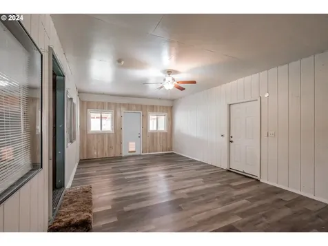 1188 43rd Avenue Sweet Home OR 97386