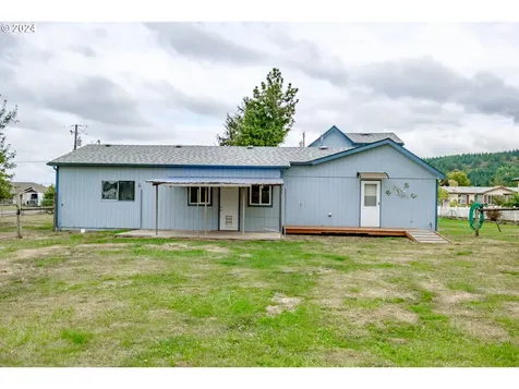 1188 43rd Avenue Sweet Home OR 97386