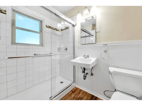 380 W G Street Halsey OR 97348