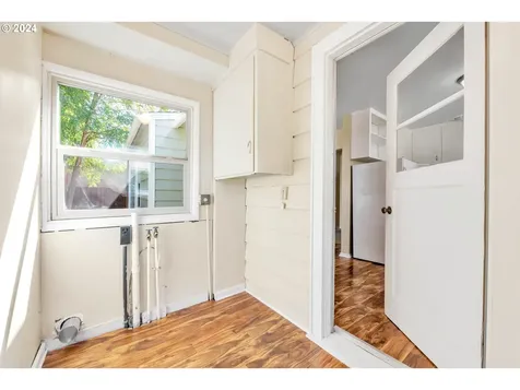 380 W G Street Halsey OR 97348