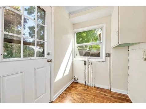 380 W G Street Halsey OR 97348