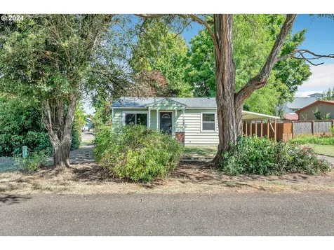 380 W G Street Halsey OR 97348