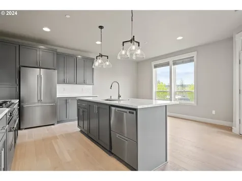 6458 Nw Lambert Lane Camas WA 98607
