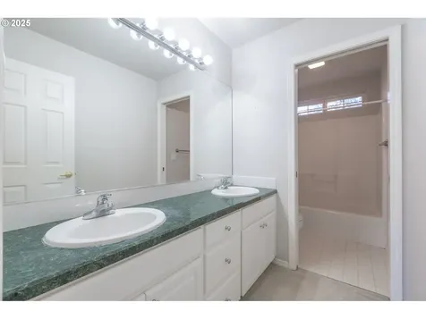 18102 SE 39th Street Vancouver WA 98683