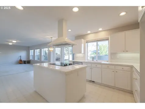 18102 SE 39th Street Vancouver WA 98683