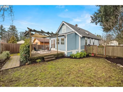 7232 N Kellogg Street Portland OR 97203