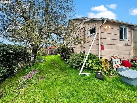 344 Radar Road Coos Bay OR 97420