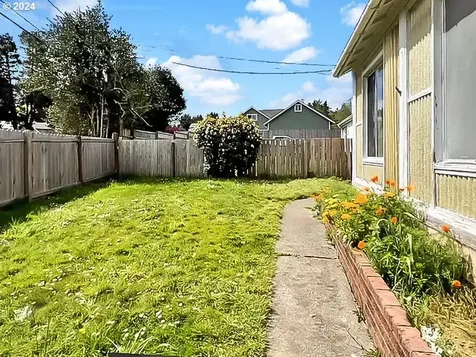 344 Radar Road Coos Bay OR 97420