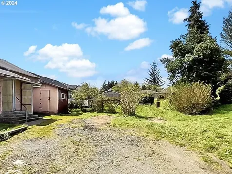 344 Radar Road Coos Bay OR 97420