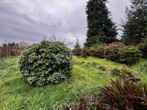 344 Radar Road Coos Bay OR 97420