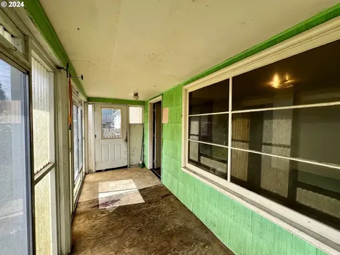 344 Radar Road Coos Bay OR 97420