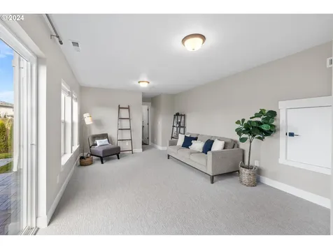 910 W Mckever Lane Washougal WA 98671