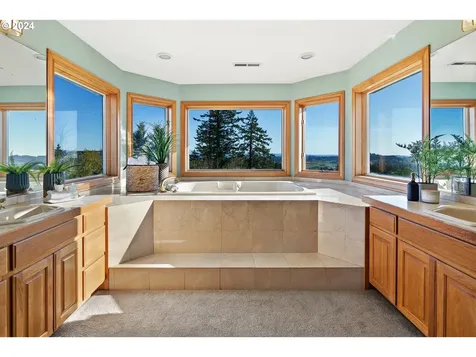 23757 Se Marsha Lane Damascus OR 97089