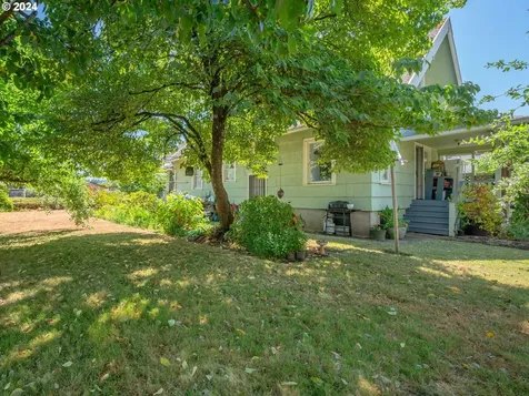 7019 SE 92nd Avenue Portland OR 97266