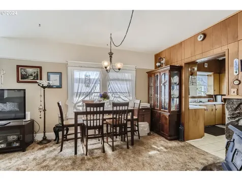 7019 SE 92nd Avenue Portland OR 97266