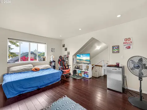 849 1st Avenue Seaside OR 97138