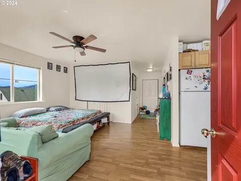 849 1st Avenue Seaside OR 97138