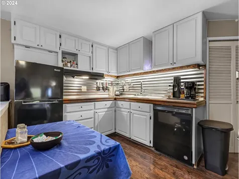 849 1st Avenue Seaside OR 97138