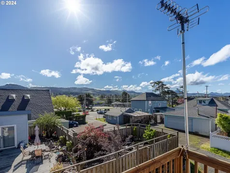 849 1st Avenue Seaside OR 97138