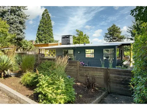 1812 Se Mountain View Drive Portland OR 97215