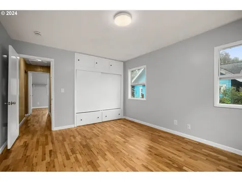 4321 SE 44th Avenue Portland OR 97206