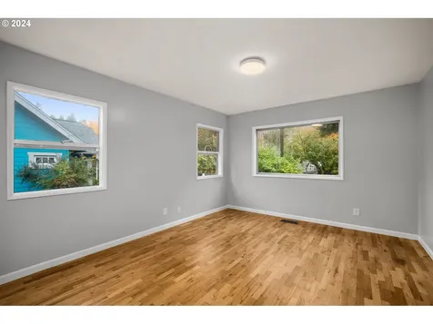 4321 SE 44th Avenue Portland OR 97206