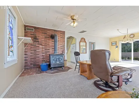 3770 NE 12th Street Otis OR 97368