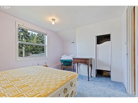 3770 NE 12th Street Otis OR 97368