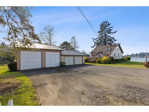 3770 NE 12th Street Otis OR 97368
