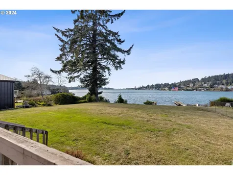 3770 NE 12th Street Otis OR 97368