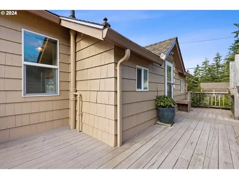 3770 NE 12th Street Otis OR 97368