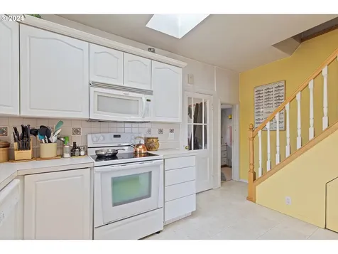 3770 NE 12th Street Otis OR 97368