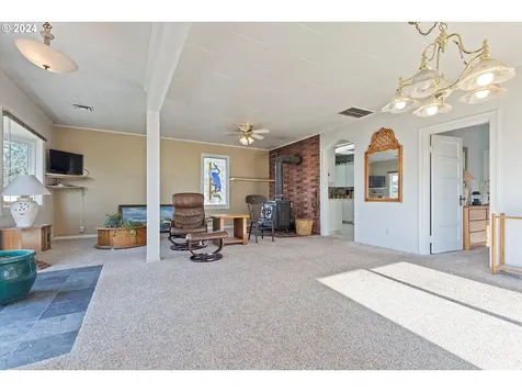 3770 NE 12th Street Otis OR 97368