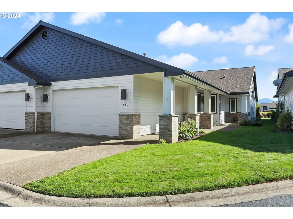 3483 Avalon Drive Hood River OR 97031