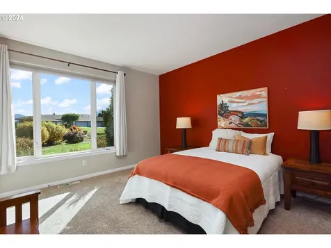 3483 Avalon Drive Hood River OR 97031