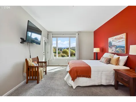 3483 Avalon Drive Hood River OR 97031