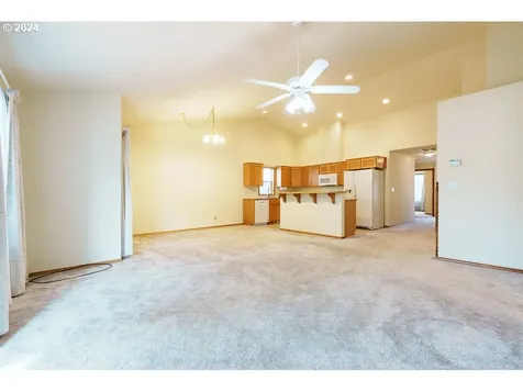 38786 Sawyer Street Sandy OR 97055