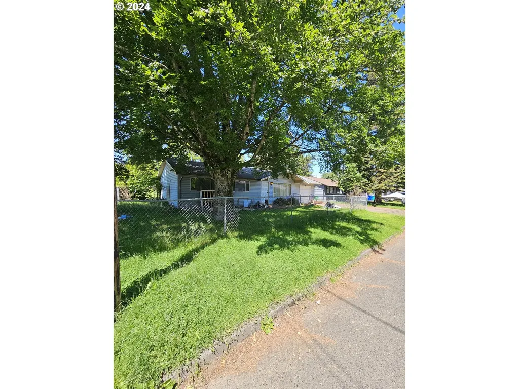 2641 Se 168th Avenue Portland OR 97236
