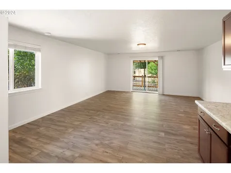 930 Echo Hollow Road Eugene OR 97402