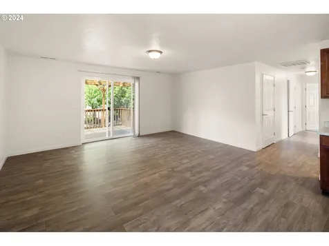 930 Echo Hollow Road Eugene OR 97402