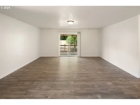 930 Echo Hollow Road Eugene OR 97402