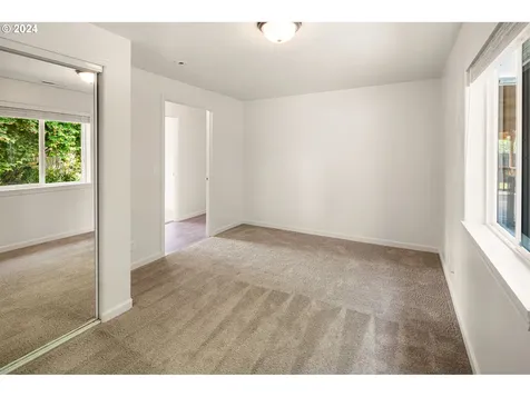 930 Echo Hollow Road Eugene OR 97402