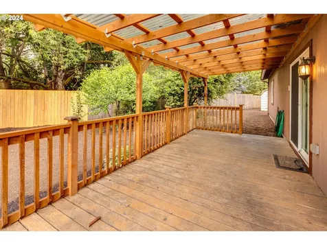 930 Echo Hollow Road Eugene OR 97402