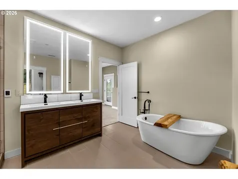 2545 S Demaris Place Ridgefield WA 98642