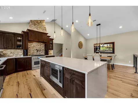 2545 S Demaris Place Ridgefield WA 98642