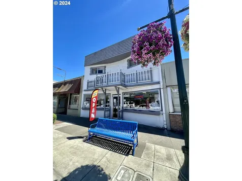 116 W Central Avenue Sutherlin OR 97479